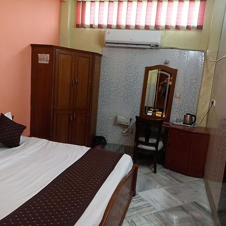 Hotel Riz Varanasi Exterior photo