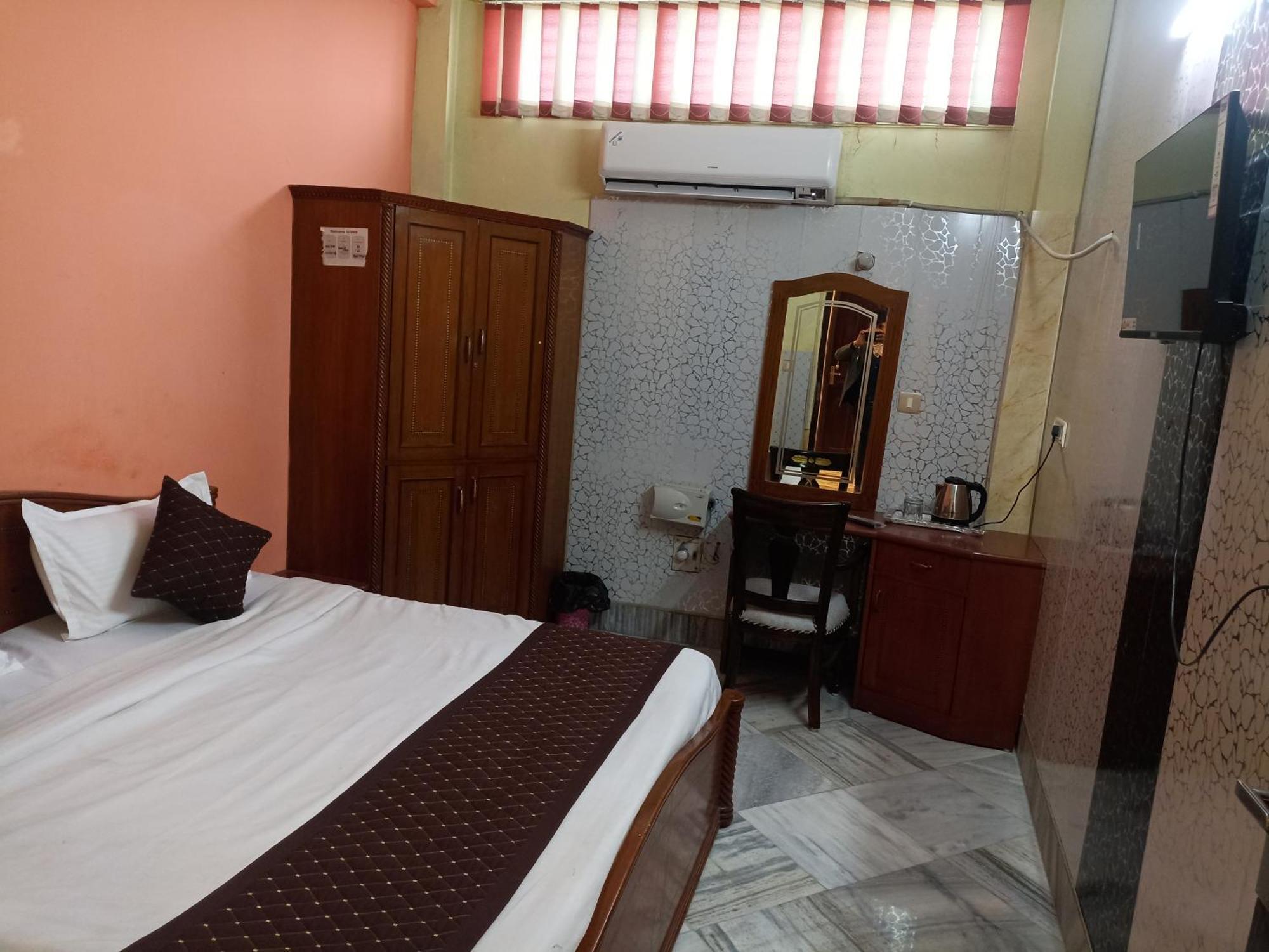 Hotel Riz Varanasi Exterior photo