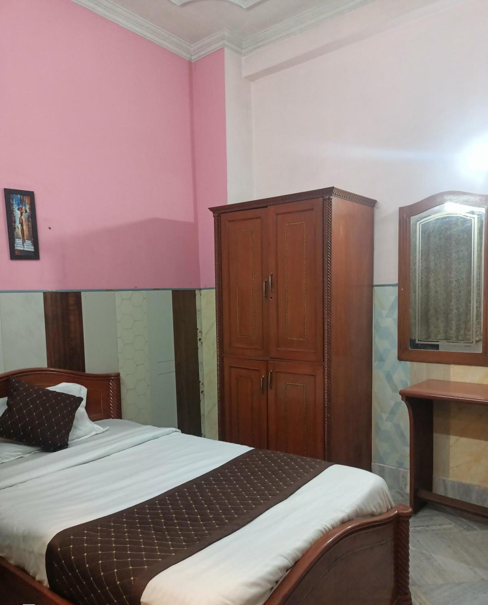 Hotel Riz Varanasi Exterior photo