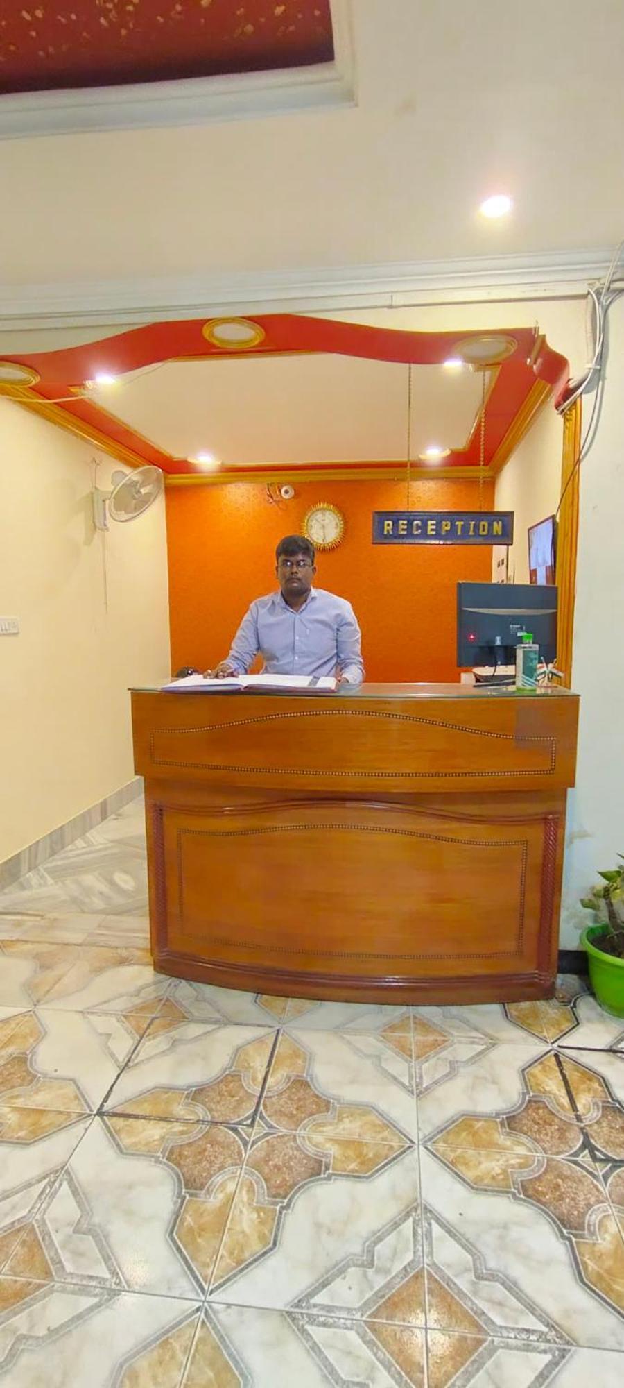 Hotel Riz Varanasi Exterior photo